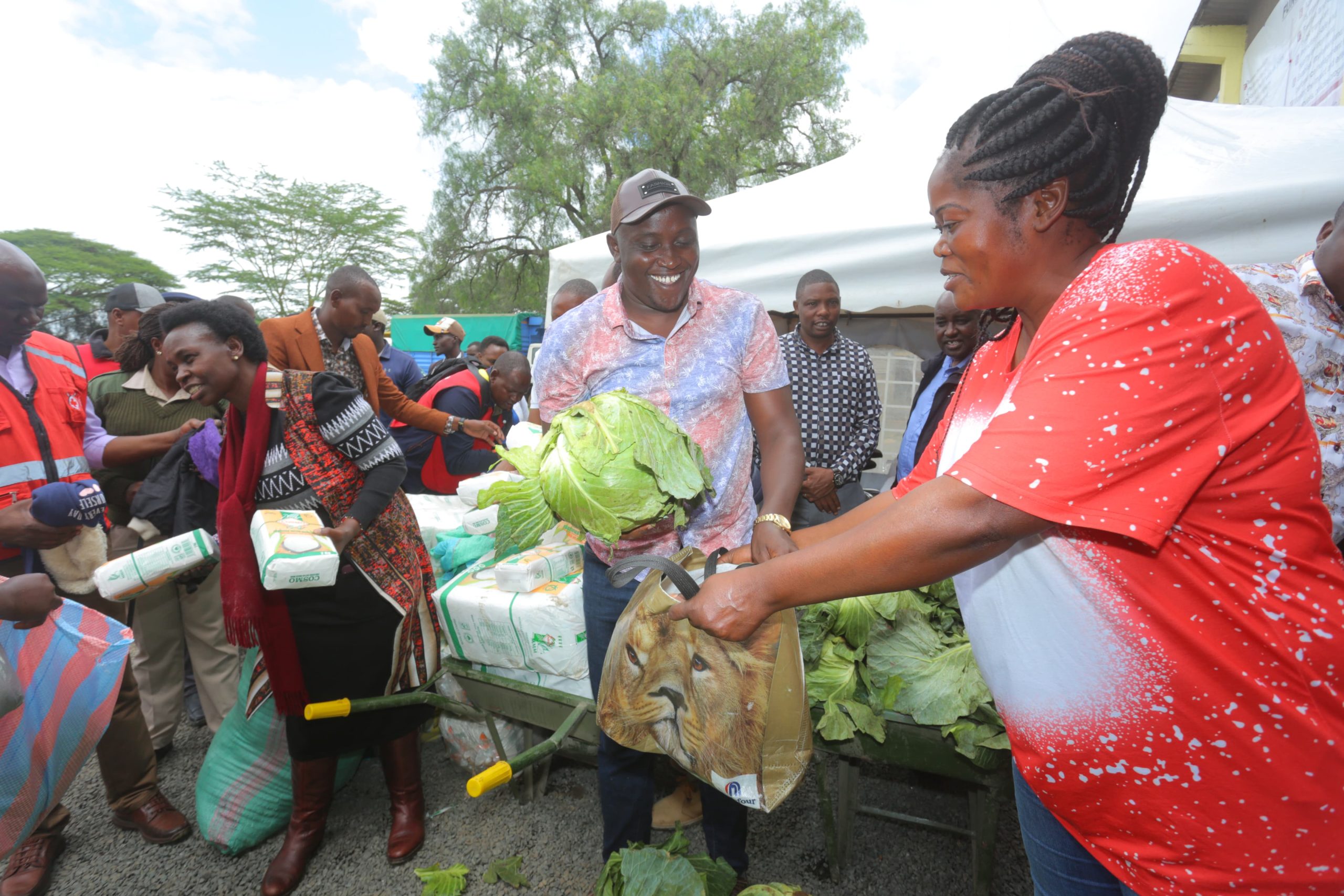 First Lady Edna Lenku’s well-wishers Initiative feeds 200 Kitengela floods victims