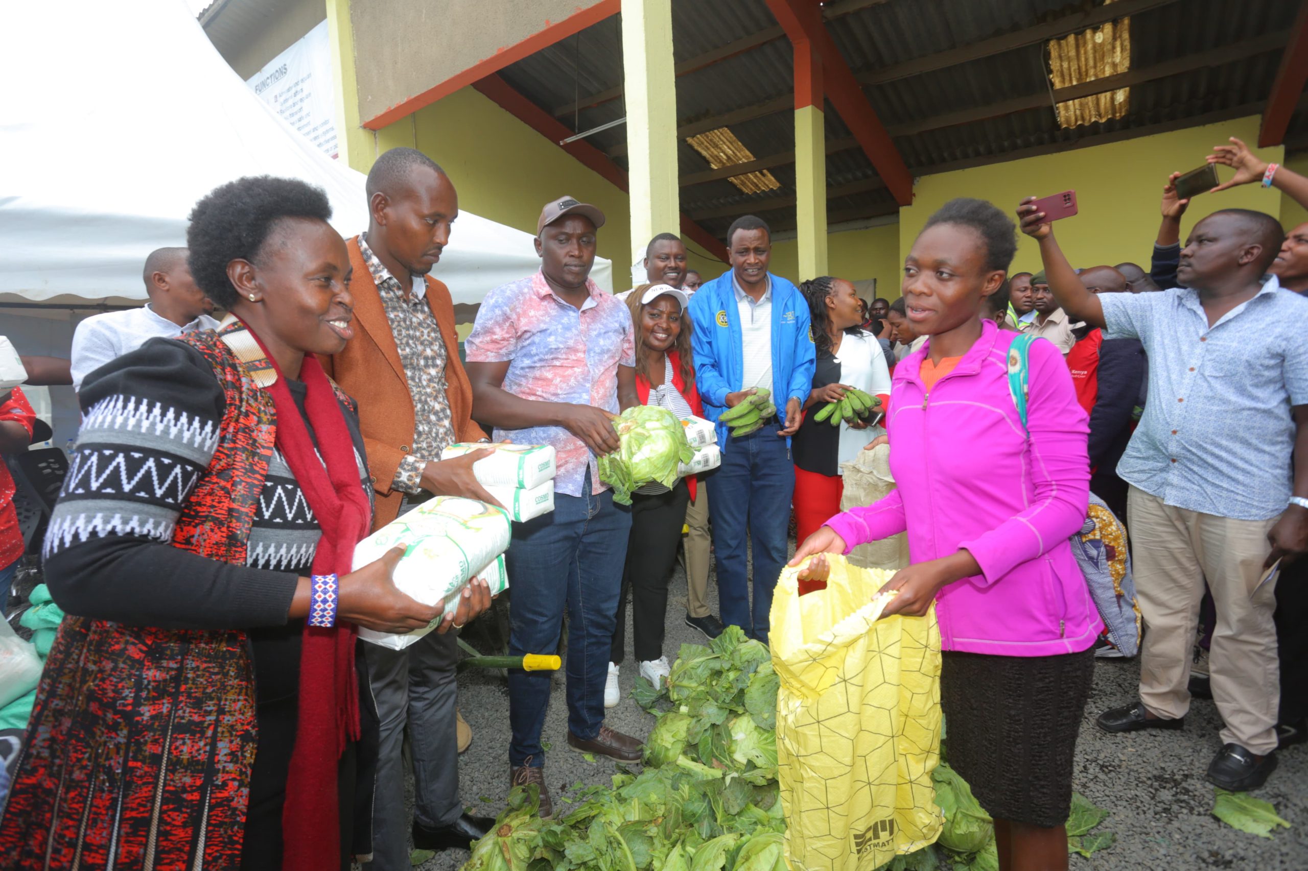 First Lady Edna Lenku’s well-wishers Initiative feeds 200 Kitengela floods victims
